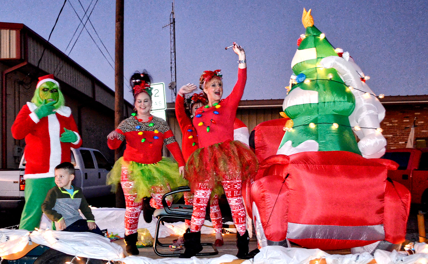 Alba Christmas on the Square was a fun community affair on Saturday.